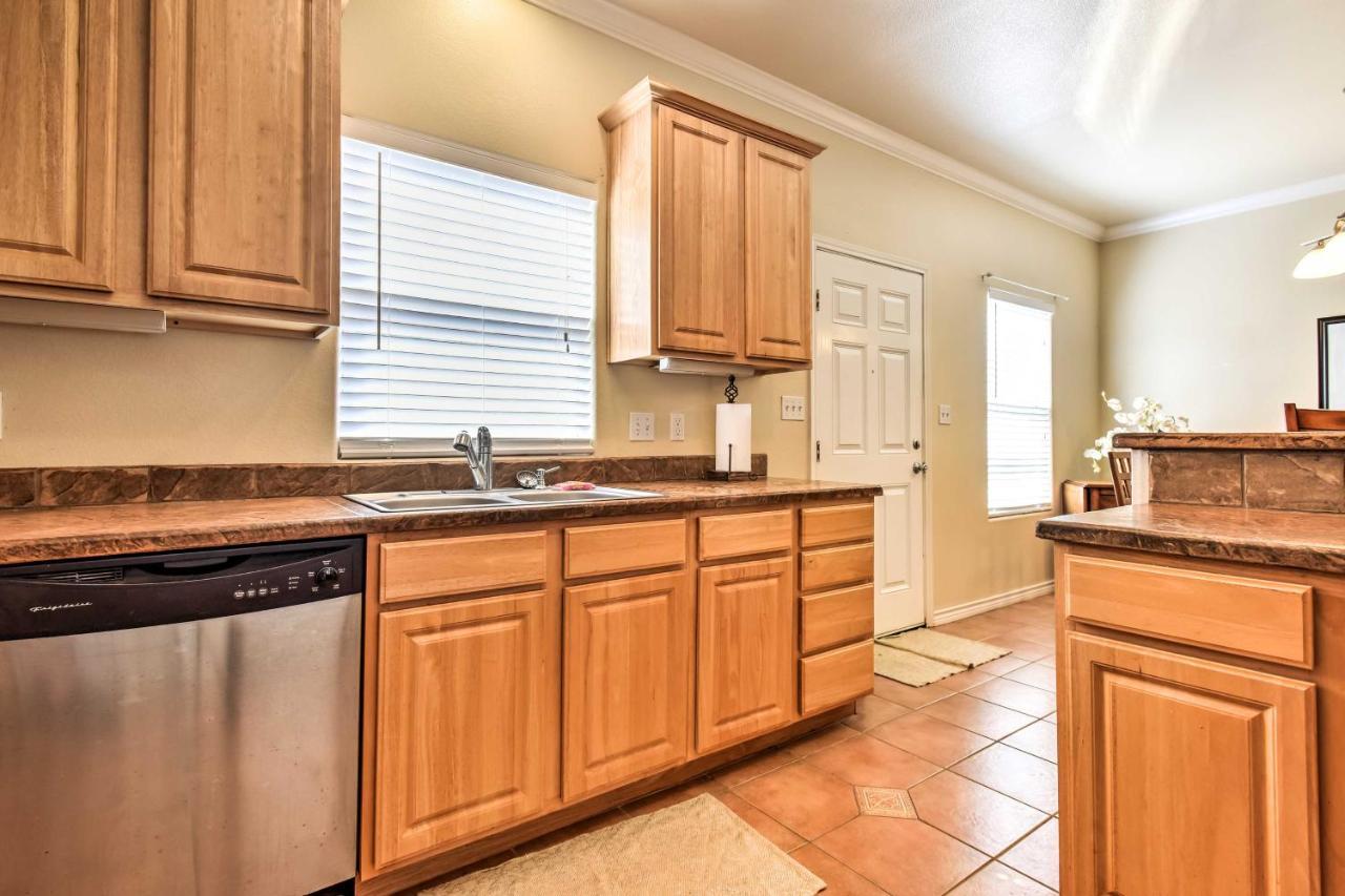 Waterfront Corpus Christi Townhome With Pool And Dock! Luaran gambar